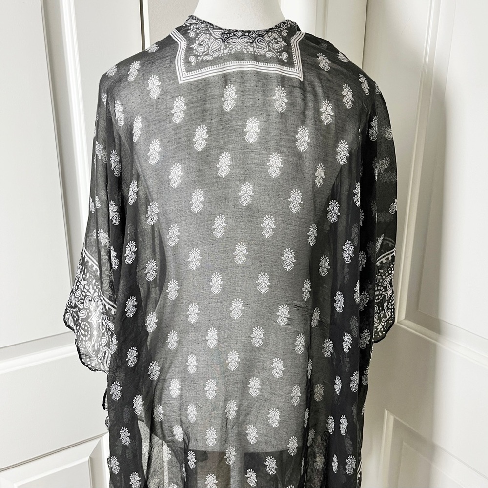 Versatile Sheer Bandanna Print Kimono Coverup - Black and White - Medium - Picture 9 of 10